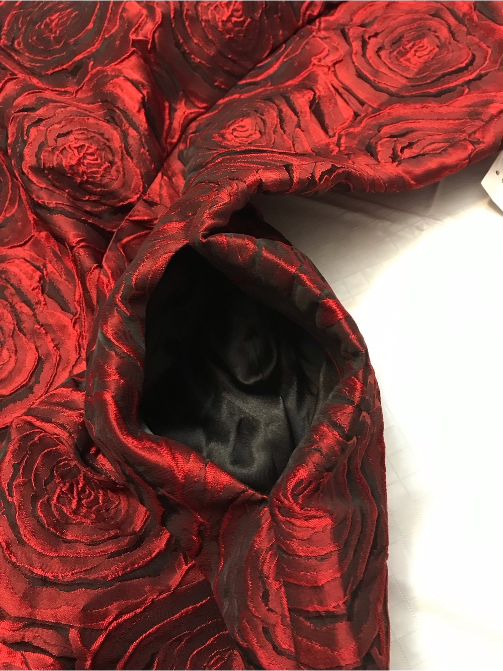 Carmen Marc Valvo Red Floral Jacquard Midi Dress - Picture 13 of 15